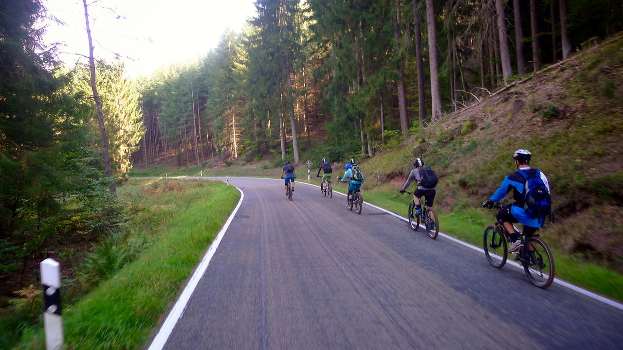 Eines der seltenen Strassenstücke